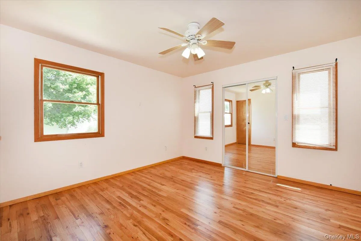 257 Maple Street, Oyster Bay, NY, 4 Bedrooms Bedrooms, 7 Rooms Rooms,1 BathroomBathrooms,Residential Lease,For Rent,Maple,0,1036279 257 Maple Street, Oyster Bay, NY, 4 Bedrooms Bedrooms, 7 Rooms Rooms,1 BathroomBathrooms,Residential Lease,For Rent,Maple,0,1036279