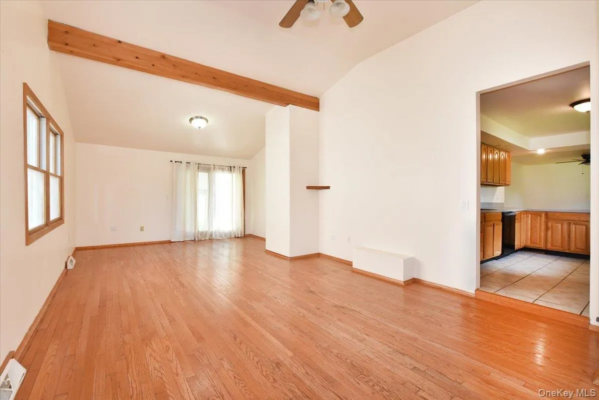 257 Maple Street, Oyster Bay, NY, 4 Bedrooms Bedrooms, 7 Rooms Rooms,1 BathroomBathrooms,Residential Lease,For Rent,Maple,0,1036279 257 Maple Street, Oyster Bay, NY, 4 Bedrooms Bedrooms, 7 Rooms Rooms,1 BathroomBathrooms,Residential Lease,For Rent,Maple,0,1036279