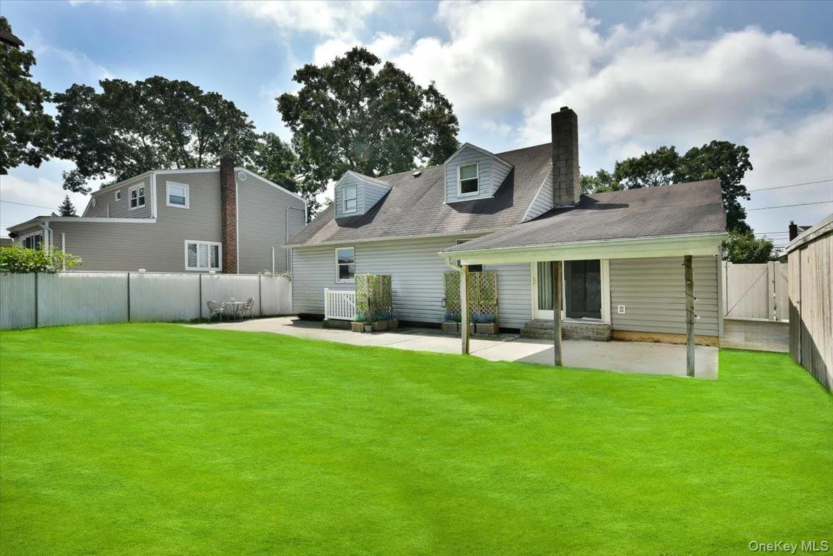 257 Maple Street, Oyster Bay, NY, 4 Bedrooms Bedrooms, 7 Rooms Rooms,1 BathroomBathrooms,Residential Lease,For Rent,Maple,0,1036279 257 Maple Street, Oyster Bay, NY, 4 Bedrooms Bedrooms, 7 Rooms Rooms,1 BathroomBathrooms,Residential Lease,For Rent,Maple,0,1036279