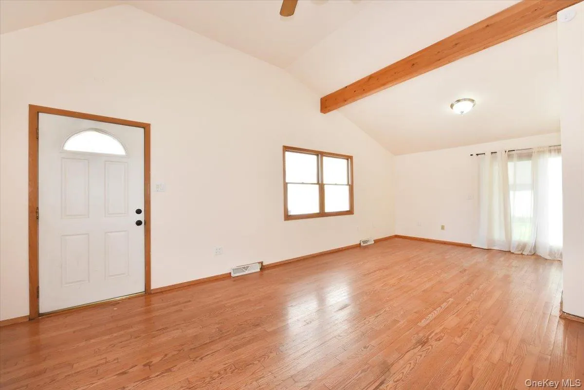 257 Maple Street, Oyster Bay, NY, 4 Bedrooms Bedrooms, 7 Rooms Rooms,1 BathroomBathrooms,Residential Lease,For Rent,Maple,0,1036279 257 Maple Street, Oyster Bay, NY, 4 Bedrooms Bedrooms, 7 Rooms Rooms,1 BathroomBathrooms,Residential Lease,For Rent,Maple,0,1036279