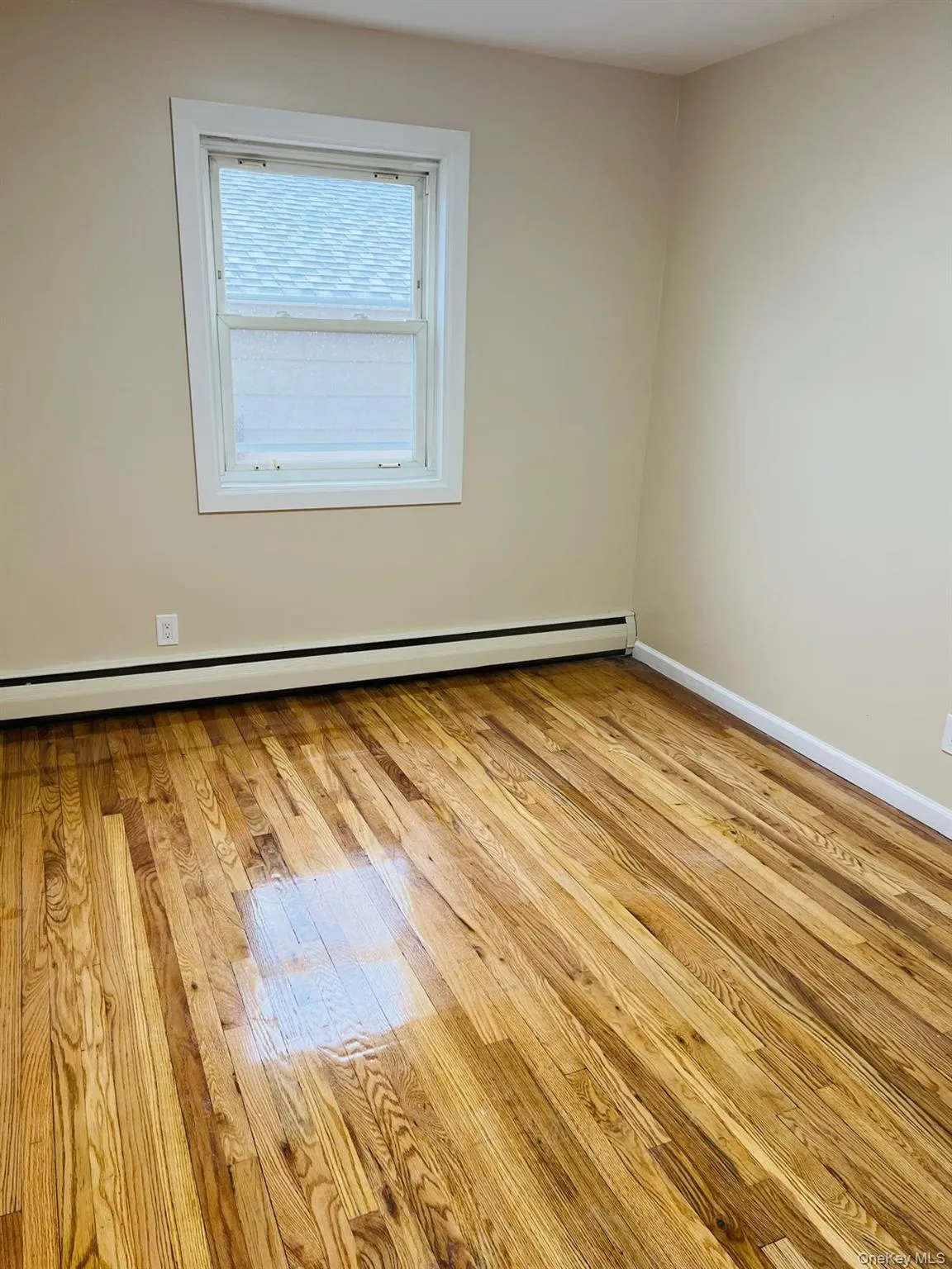 83 Gibson Boulevard, Hempstead, NY, 3 Bedrooms Bedrooms, 6 Rooms Rooms,1 BathroomBathrooms,Residential Lease,For Rent,Gibson,0,1036282 83 Gibson Boulevard, Hempstead, NY, 3 Bedrooms Bedrooms, 6 Rooms Rooms,1 BathroomBathrooms,Residential Lease,For Rent,Gibson,0,1036282