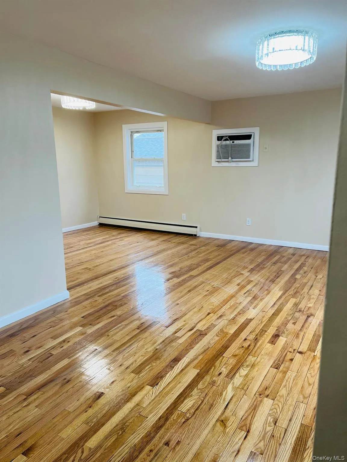 83 Gibson Boulevard, Hempstead, NY, 3 Bedrooms Bedrooms, 6 Rooms Rooms,1 BathroomBathrooms,Residential Lease,For Rent,Gibson,0,1036282 83 Gibson Boulevard, Hempstead, NY, 3 Bedrooms Bedrooms, 6 Rooms Rooms,1 BathroomBathrooms,Residential Lease,For Rent,Gibson,0,1036282