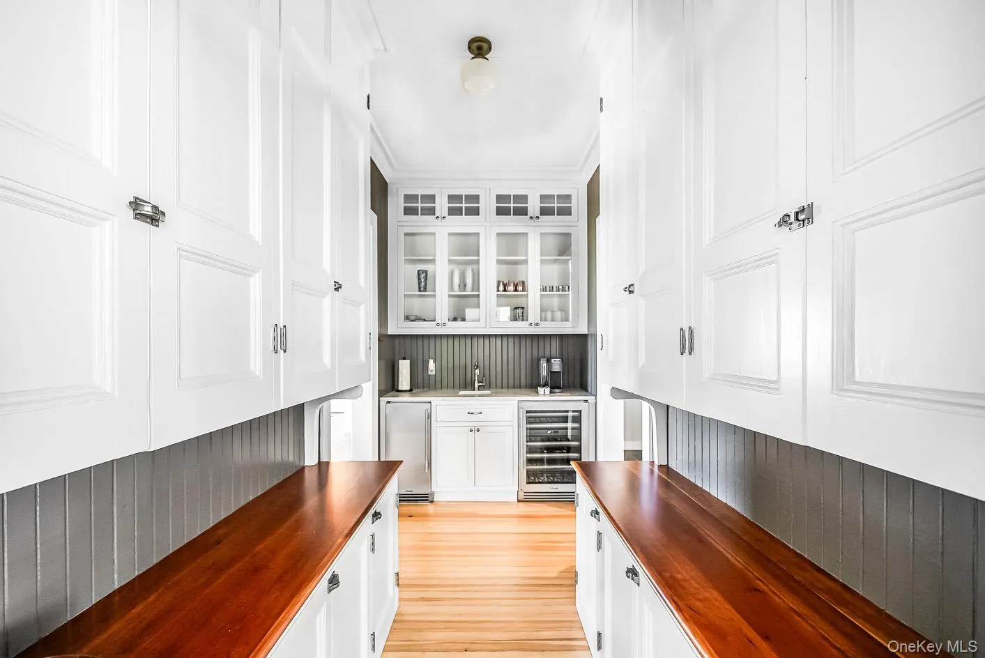 1140 Park Avenue, Southold, NY, 5 Bedrooms Bedrooms, 20 Rooms Rooms,4 BathroomsBathrooms,Residential,For Rent,Park,0,1036287 1140 Park Avenue, Southold, NY, 5 Bedrooms Bedrooms, 20 Rooms Rooms,4 BathroomsBathrooms,Residential,For Rent,Park,0,1036287