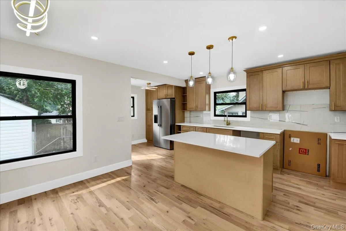 81 Ridge Road, Yonkers, NY, 4 Bedrooms Bedrooms, 8 Rooms Rooms,3 BathroomsBathrooms,Residential,For Rent,Ridge,0,1036289 81 Ridge Road, Yonkers, NY, 4 Bedrooms Bedrooms, 8 Rooms Rooms,3 BathroomsBathrooms,Residential,For Rent,Ridge,0,1036289