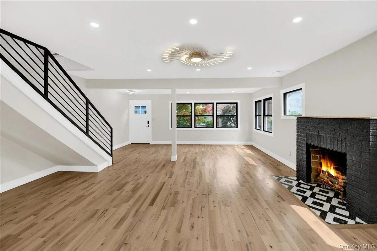 81 Ridge Road, Yonkers, NY, 4 Bedrooms Bedrooms, 8 Rooms Rooms,3 BathroomsBathrooms,Residential,For Rent,Ridge,0,1036289 81 Ridge Road, Yonkers, NY, 4 Bedrooms Bedrooms, 8 Rooms Rooms,3 BathroomsBathrooms,Residential,For Rent,Ridge,0,1036289