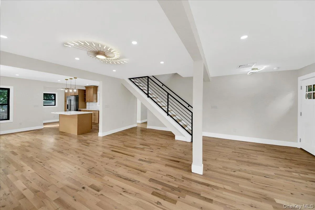 81 Ridge Road, Yonkers, NY, 4 Bedrooms Bedrooms, 8 Rooms Rooms,3 BathroomsBathrooms,Residential,For Rent,Ridge,0,1036289 81 Ridge Road, Yonkers, NY, 4 Bedrooms Bedrooms, 8 Rooms Rooms,3 BathroomsBathrooms,Residential,For Rent,Ridge,0,1036289