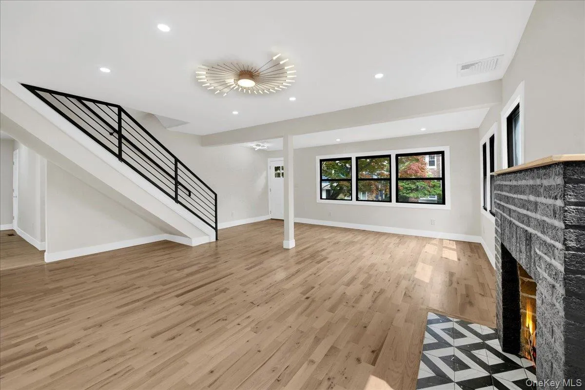 81 Ridge Road, Yonkers, NY, 4 Bedrooms Bedrooms, 8 Rooms Rooms,3 BathroomsBathrooms,Residential,For Rent,Ridge,0,1036289 81 Ridge Road, Yonkers, NY, 4 Bedrooms Bedrooms, 8 Rooms Rooms,3 BathroomsBathrooms,Residential,For Rent,Ridge,0,1036289