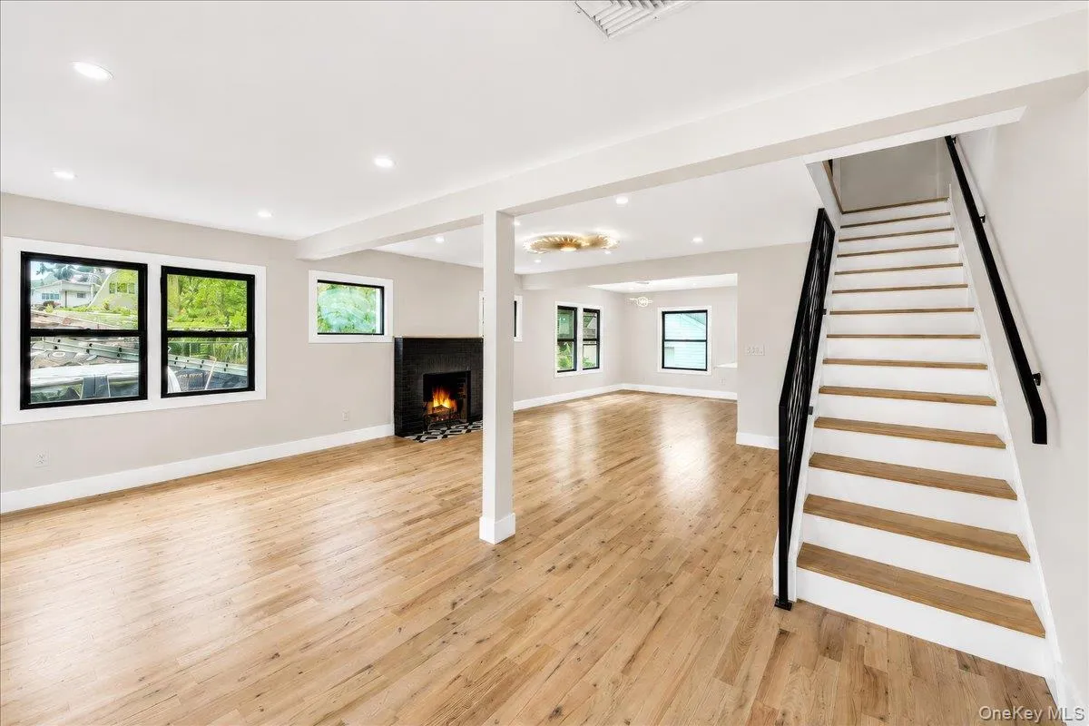 81 Ridge Road, Yonkers, NY, 4 Bedrooms Bedrooms, 8 Rooms Rooms,3 BathroomsBathrooms,Residential,For Rent,Ridge,0,1036289 81 Ridge Road, Yonkers, NY, 4 Bedrooms Bedrooms, 8 Rooms Rooms,3 BathroomsBathrooms,Residential,For Rent,Ridge,0,1036289
