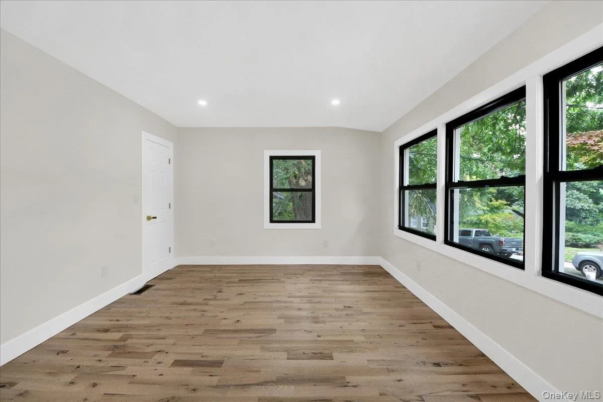 81 Ridge Road, Yonkers, NY, 4 Bedrooms Bedrooms, 8 Rooms Rooms,3 BathroomsBathrooms,Residential,For Rent,Ridge,0,1036289 81 Ridge Road, Yonkers, NY, 4 Bedrooms Bedrooms, 8 Rooms Rooms,3 BathroomsBathrooms,Residential,For Rent,Ridge,0,1036289