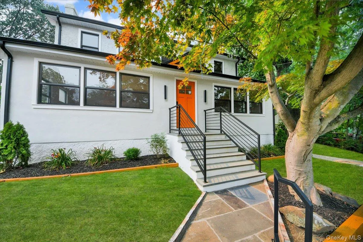 81 Ridge Road, Yonkers, NY, 4 Bedrooms Bedrooms, 8 Rooms Rooms,3 BathroomsBathrooms,Residential,For Rent,Ridge,0,1036289 81 Ridge Road, Yonkers, NY, 4 Bedrooms Bedrooms, 8 Rooms Rooms,3 BathroomsBathrooms,Residential,For Rent,Ridge,0,1036289