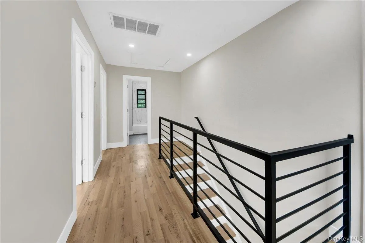 81 Ridge Road, Yonkers, NY, 4 Bedrooms Bedrooms, 8 Rooms Rooms,3 BathroomsBathrooms,Residential,For Rent,Ridge,0,1036289 81 Ridge Road, Yonkers, NY, 4 Bedrooms Bedrooms, 8 Rooms Rooms,3 BathroomsBathrooms,Residential,For Rent,Ridge,0,1036289