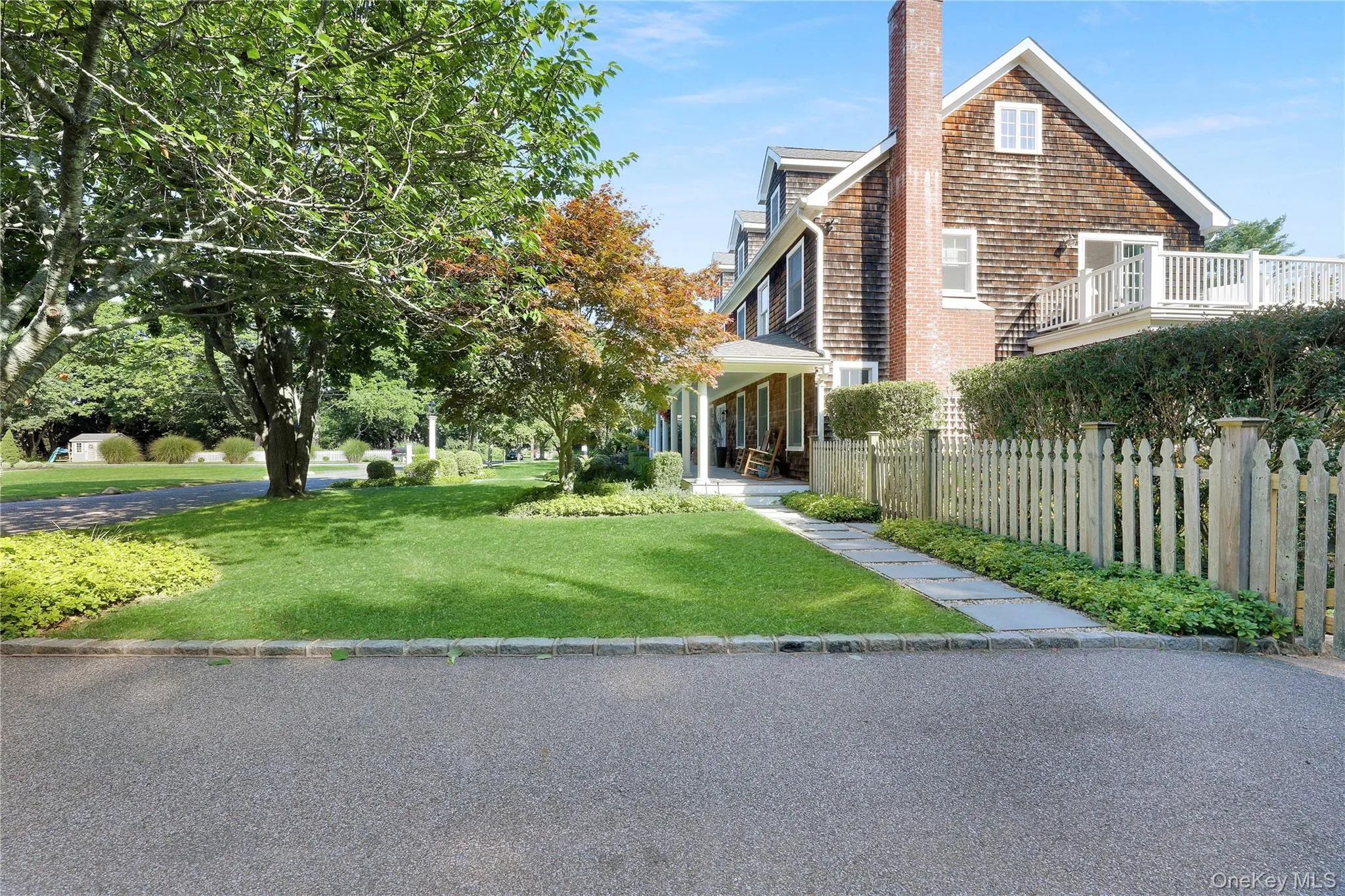 65 Watchogue Avenue, Brookhaven, NY, 4 Bedrooms Bedrooms, 12 Rooms Rooms,3 BathroomsBathrooms,Residential,For Rent,Watchogue,0,1036292 65 Watchogue Avenue, Brookhaven, NY, 4 Bedrooms Bedrooms, 12 Rooms Rooms,3 BathroomsBathrooms,Residential,For Rent,Watchogue,0,1036292