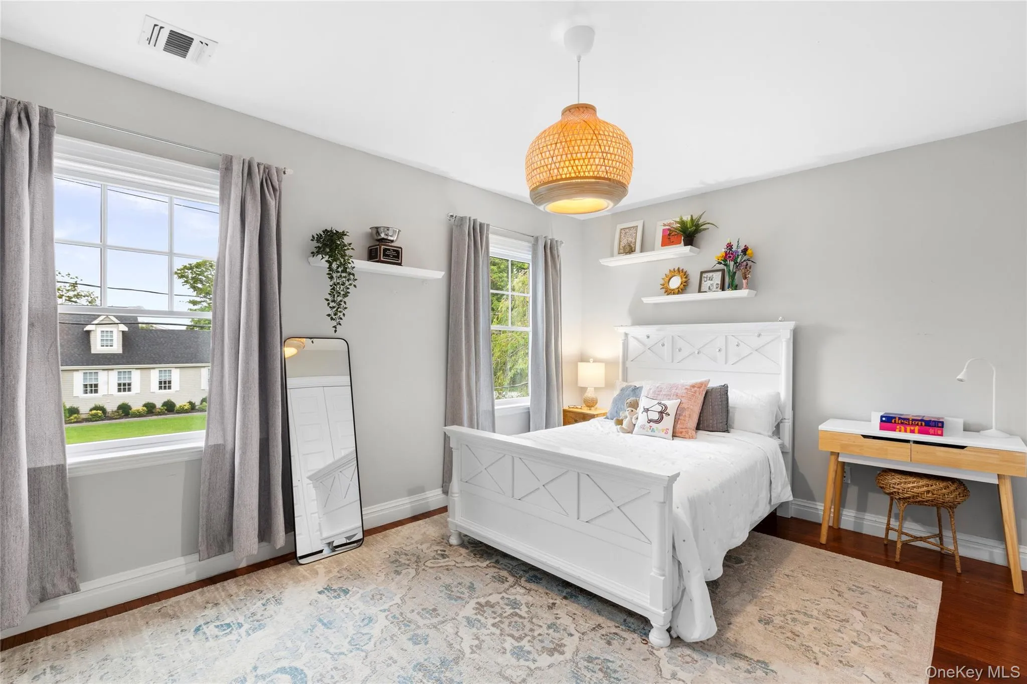 65 Watchogue Avenue, Brookhaven, NY, 4 Bedrooms Bedrooms, 12 Rooms Rooms,3 BathroomsBathrooms,Residential,For Rent,Watchogue,0,1036292 65 Watchogue Avenue, Brookhaven, NY, 4 Bedrooms Bedrooms, 12 Rooms Rooms,3 BathroomsBathrooms,Residential,For Rent,Watchogue,0,1036292