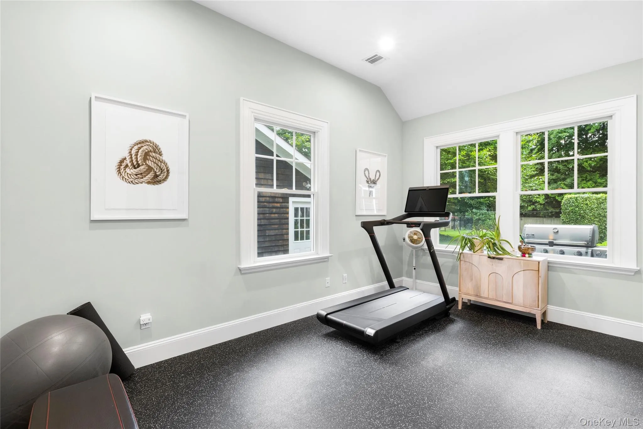 65 Watchogue Avenue, Brookhaven, NY, 4 Bedrooms Bedrooms, 12 Rooms Rooms,3 BathroomsBathrooms,Residential,For Rent,Watchogue,0,1036292 65 Watchogue Avenue, Brookhaven, NY, 4 Bedrooms Bedrooms, 12 Rooms Rooms,3 BathroomsBathrooms,Residential,For Rent,Watchogue,0,1036292