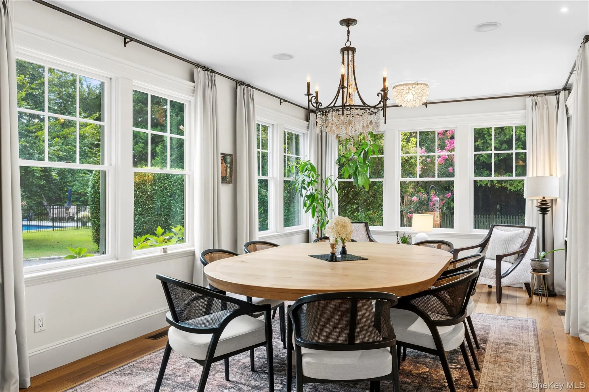 65 Watchogue Avenue, Brookhaven, NY, 4 Bedrooms Bedrooms, 12 Rooms Rooms,3 BathroomsBathrooms,Residential,For Rent,Watchogue,0,1036292 65 Watchogue Avenue, Brookhaven, NY, 4 Bedrooms Bedrooms, 12 Rooms Rooms,3 BathroomsBathrooms,Residential,For Rent,Watchogue,0,1036292