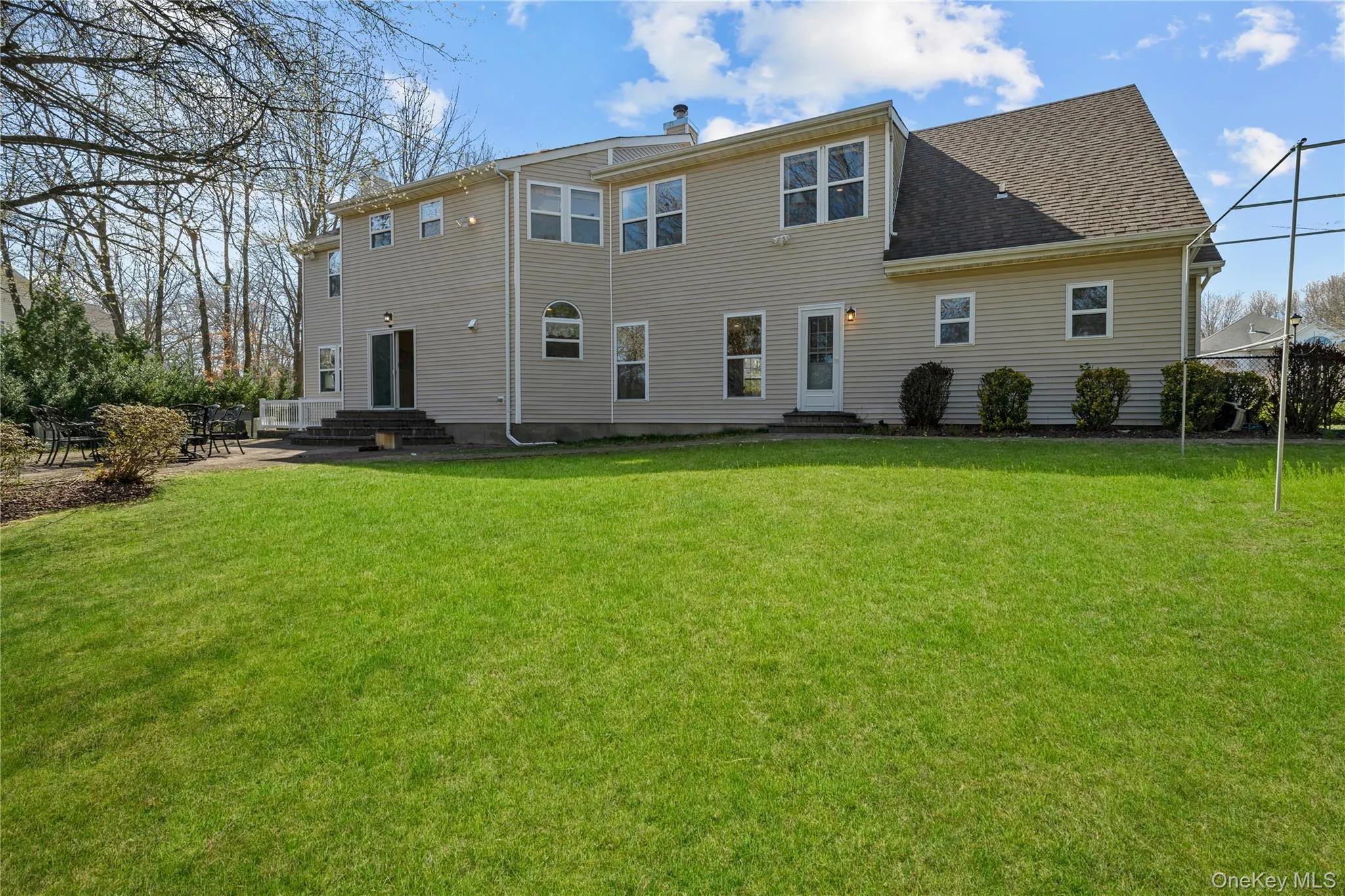 23 Varsity Blvd., Brookhaven, NY, 4 Bedrooms Bedrooms, 12 Rooms Rooms,2 BathroomsBathrooms,Residential Lease,For Rent,Varsity Blvd.,0,1036293 23 Varsity Blvd., Brookhaven, NY, 4 Bedrooms Bedrooms, 12 Rooms Rooms,2 BathroomsBathrooms,Residential Lease,For Rent,Varsity Blvd.,0,1036293