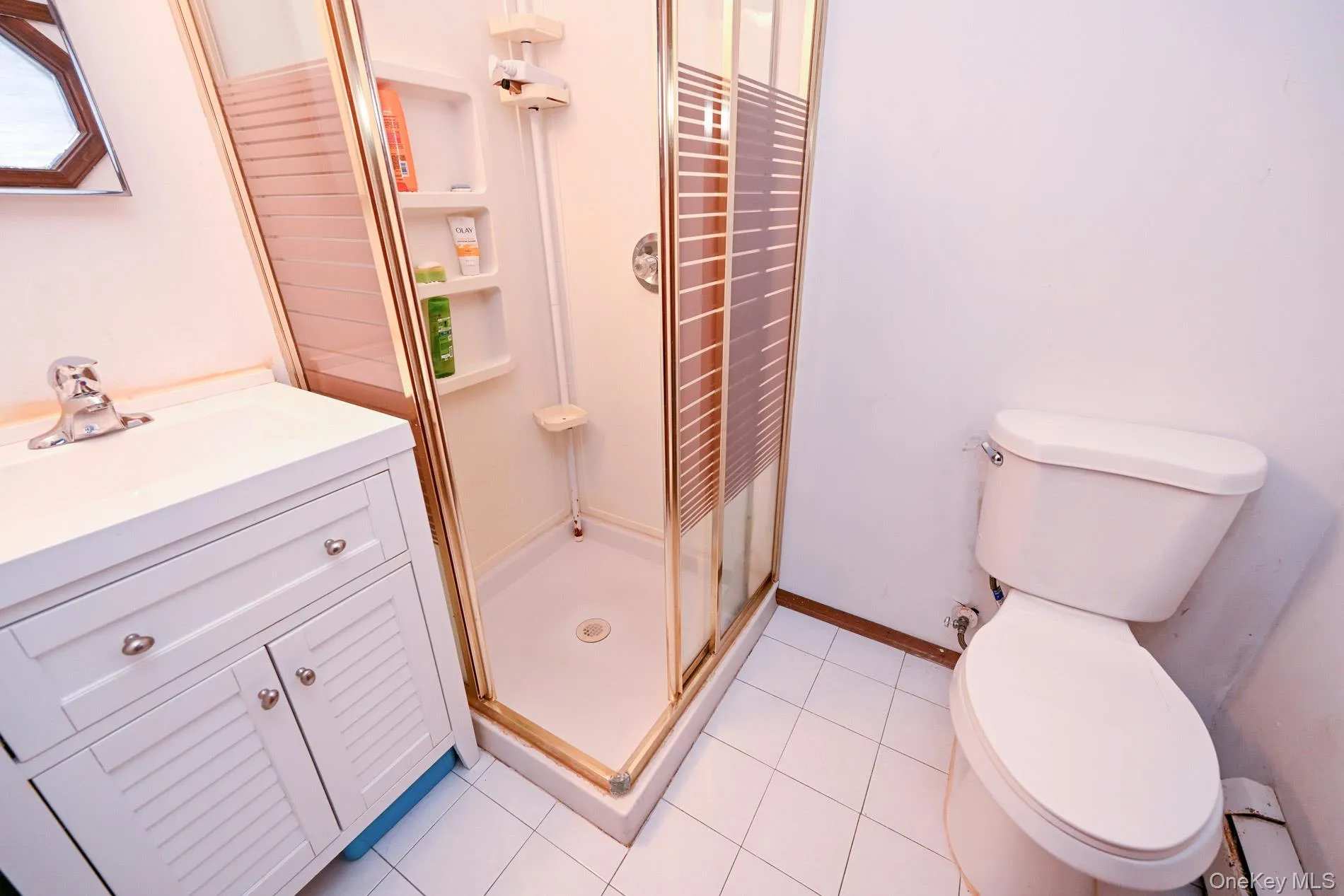 1156 Midway Court, Hempstead, NY, 4 Bedrooms Bedrooms, 10 Rooms Rooms,3 BathroomsBathrooms,Residential,For Rent,Midway,0,1036296 1156 Midway Court, Hempstead, NY, 4 Bedrooms Bedrooms, 10 Rooms Rooms,3 BathroomsBathrooms,Residential,For Rent,Midway,0,1036296