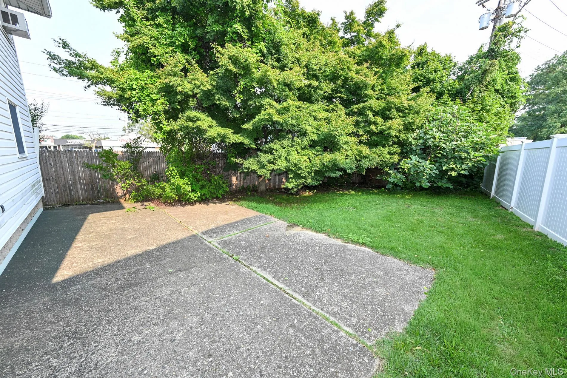 1156 Midway Court, Hempstead, NY, 4 Bedrooms Bedrooms, 10 Rooms Rooms,3 BathroomsBathrooms,Residential,For Rent,Midway,0,1036296 1156 Midway Court, Hempstead, NY, 4 Bedrooms Bedrooms, 10 Rooms Rooms,3 BathroomsBathrooms,Residential,For Rent,Midway,0,1036296