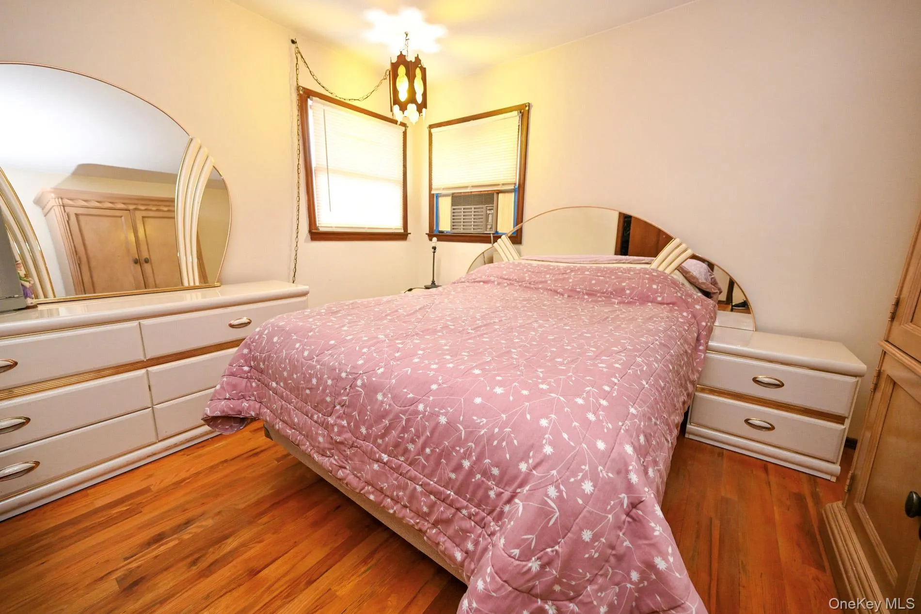 1156 Midway Court, Hempstead, NY, 4 Bedrooms Bedrooms, 10 Rooms Rooms,3 BathroomsBathrooms,Residential,For Rent,Midway,0,1036296 1156 Midway Court, Hempstead, NY, 4 Bedrooms Bedrooms, 10 Rooms Rooms,3 BathroomsBathrooms,Residential,For Rent,Midway,0,1036296