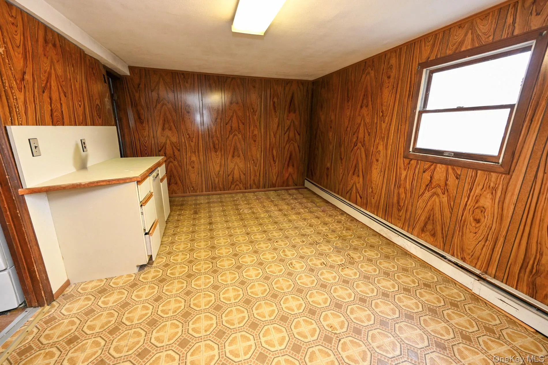 1156 Midway Court, Hempstead, NY, 4 Bedrooms Bedrooms, 10 Rooms Rooms,3 BathroomsBathrooms,Residential,For Rent,Midway,0,1036296 1156 Midway Court, Hempstead, NY, 4 Bedrooms Bedrooms, 10 Rooms Rooms,3 BathroomsBathrooms,Residential,For Rent,Midway,0,1036296