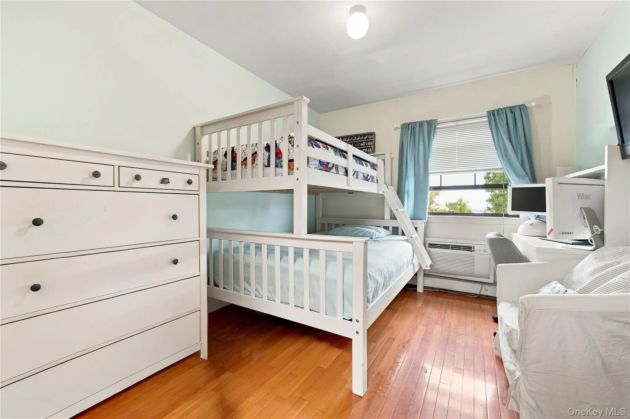 3-27 128th Street, New York, NY, 3 Bedrooms Bedrooms, 7 Rooms Rooms,2 BathroomsBathrooms,Residential,For Rent,128th,0,1036304 3-27 128th Street, New York, NY, 3 Bedrooms Bedrooms, 7 Rooms Rooms,2 BathroomsBathrooms,Residential,For Rent,128th,0,1036304