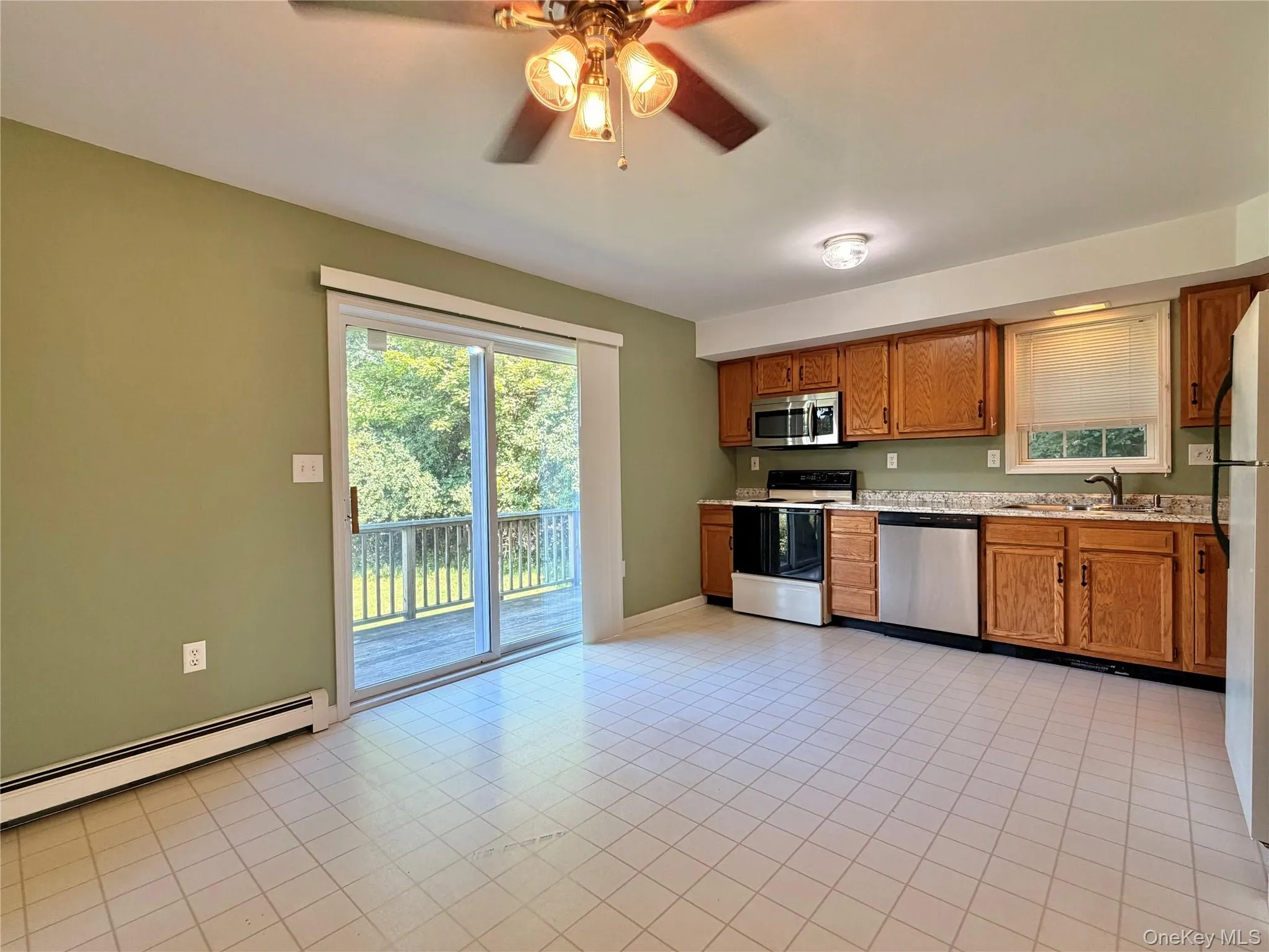 51B Highland Terrace, Newburgh (town), NY, 2 Bedrooms Bedrooms, 4 Rooms Rooms,1 BathroomBathrooms,Residential Lease,For Rent,Highland,0,1036306 51B Highland Terrace, Newburgh (town), NY, 2 Bedrooms Bedrooms, 4 Rooms Rooms,1 BathroomBathrooms,Residential Lease,For Rent,Highland,0,1036306