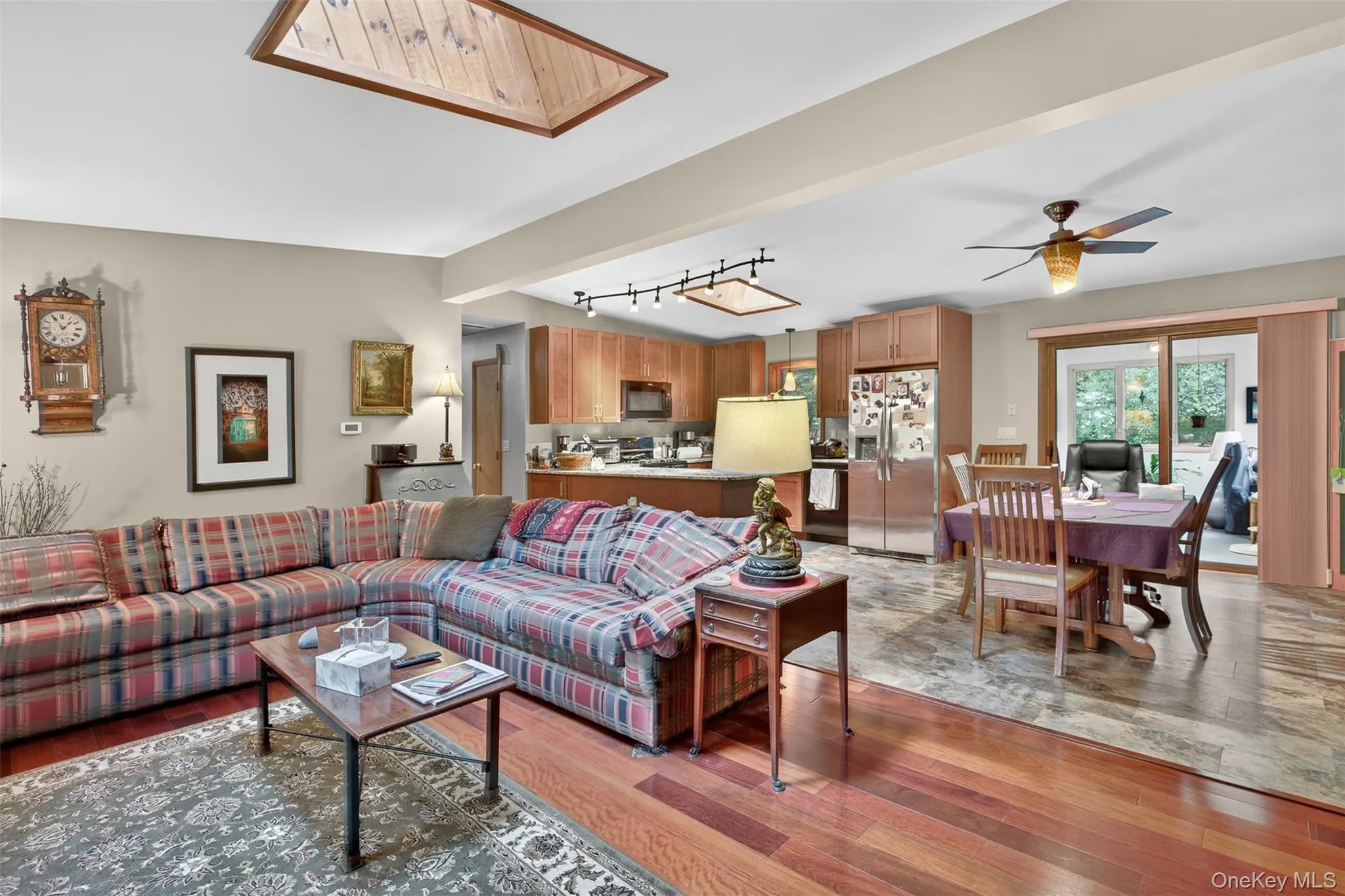 41 Penny Lane, Lloyd, NY, 3 Bedrooms Bedrooms, 6 Rooms Rooms,2 BathroomsBathrooms,Residential,For Rent,Penny,0,1036310 41 Penny Lane, Lloyd, NY, 3 Bedrooms Bedrooms, 6 Rooms Rooms,2 BathroomsBathrooms,Residential,For Rent,Penny,0,1036310