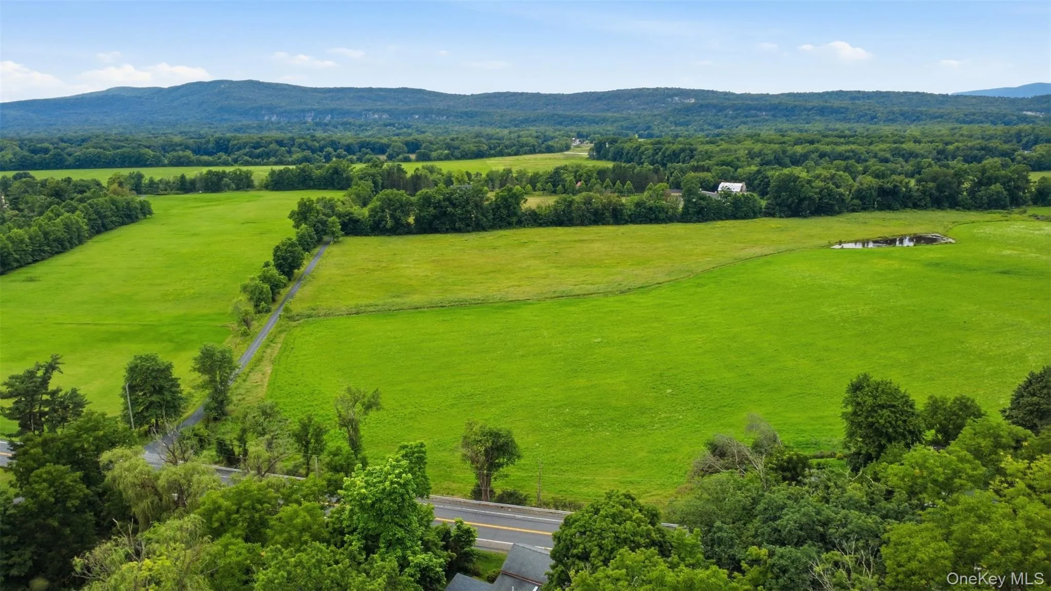 574 State Route 32, Esopus, NY, 2 Bedrooms Bedrooms, 7 Rooms Rooms,2 BathroomsBathrooms,Residential,For Rent,State Route 32,0,1036311 574 State Route 32, Esopus, NY, 2 Bedrooms Bedrooms, 7 Rooms Rooms,2 BathroomsBathrooms,Residential,For Rent,State Route 32,0,1036311