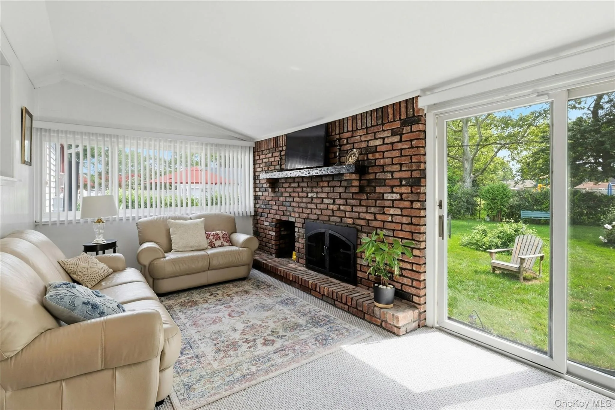 341 Hillcrest Drive, Oyster Bay, NY, 4 Bedrooms Bedrooms, 7 Rooms Rooms,3 BathroomsBathrooms,Residential,For Rent,Hillcrest,0,1036312 341 Hillcrest Drive, Oyster Bay, NY, 4 Bedrooms Bedrooms, 7 Rooms Rooms,3 BathroomsBathrooms,Residential,For Rent,Hillcrest,0,1036312