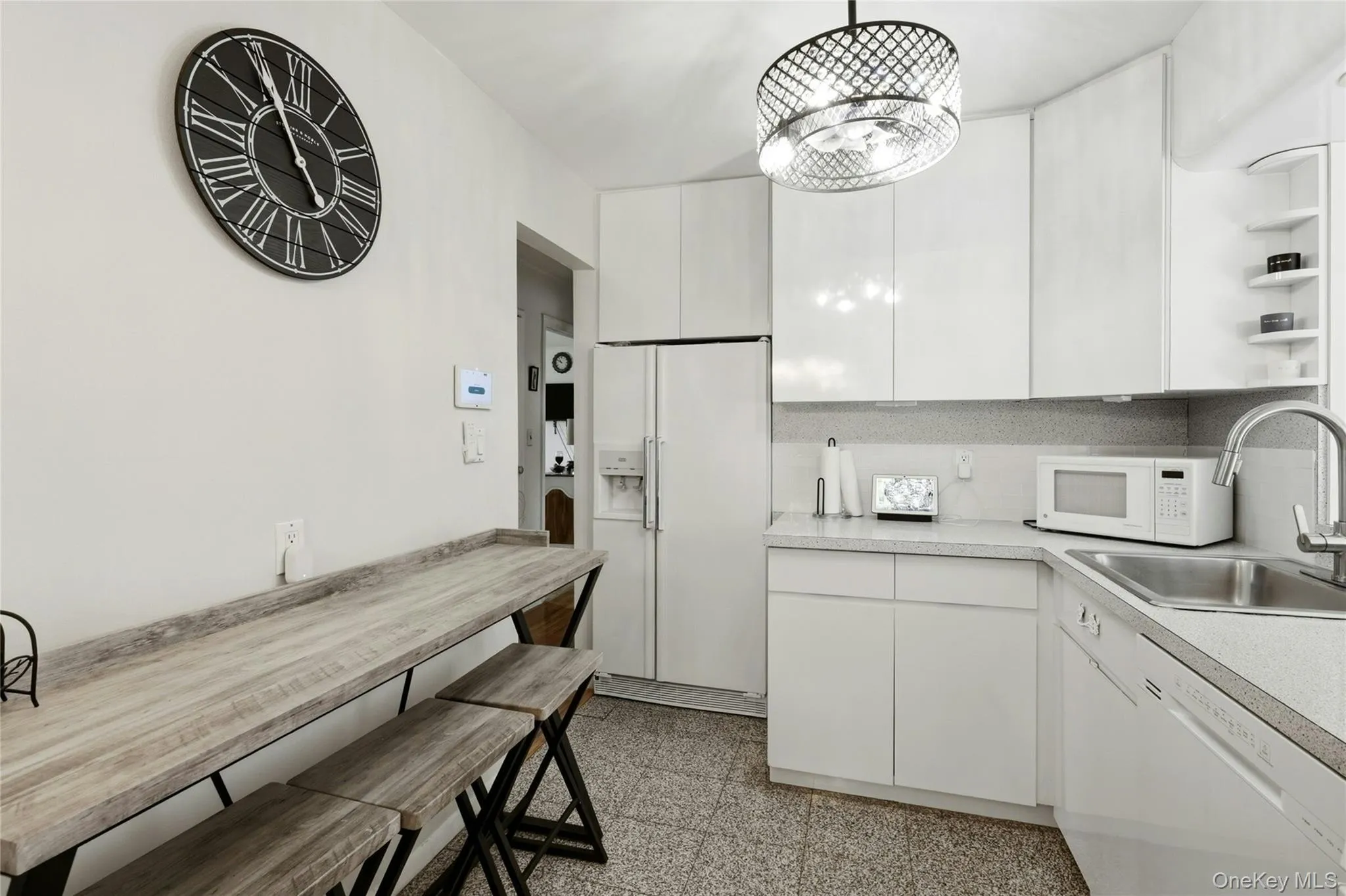 341 Hillcrest Drive, Oyster Bay, NY, 4 Bedrooms Bedrooms, 7 Rooms Rooms,3 BathroomsBathrooms,Residential,For Rent,Hillcrest,0,1036312 341 Hillcrest Drive, Oyster Bay, NY, 4 Bedrooms Bedrooms, 7 Rooms Rooms,3 BathroomsBathrooms,Residential,For Rent,Hillcrest,0,1036312