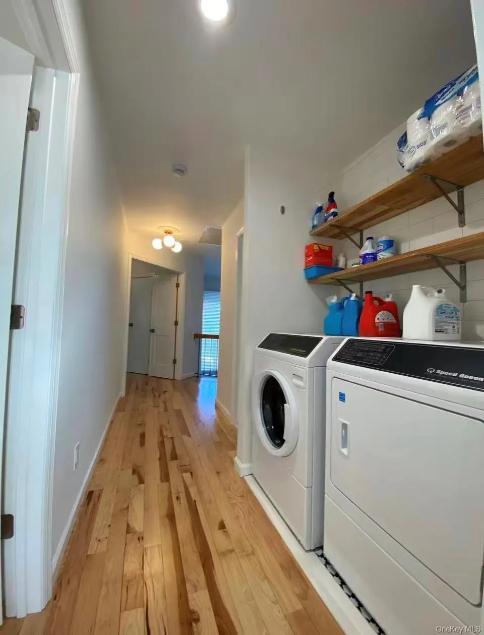 137 Foxwood Drive, Oyster Bay, NY, 4 Bedrooms Bedrooms, 10 Rooms Rooms,3 BathroomsBathrooms,Residential Lease,For Rent,Foxwood,0,1036314 137 Foxwood Drive, Oyster Bay, NY, 4 Bedrooms Bedrooms, 10 Rooms Rooms,3 BathroomsBathrooms,Residential Lease,For Rent,Foxwood,0,1036314