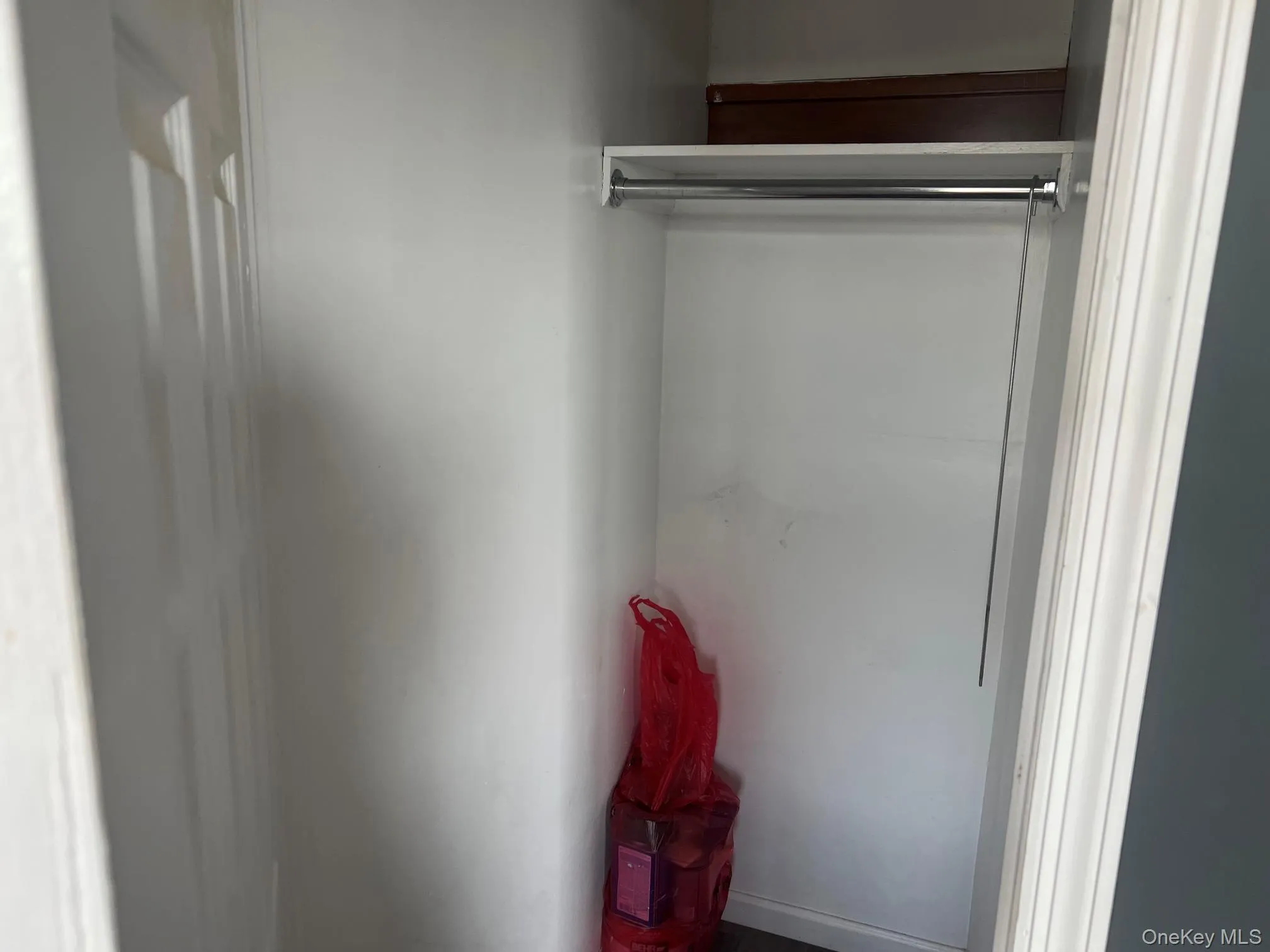81-15 Queens, New York, NY, 1 Bedroom Bedrooms, 4 Rooms Rooms,1 BathroomBathrooms,Residential Lease,For Rent,Queens,0,1036318 81-15 Queens, New York, NY, 1 Bedroom Bedrooms, 4 Rooms Rooms,1 BathroomBathrooms,Residential Lease,For Rent,Queens,0,1036318