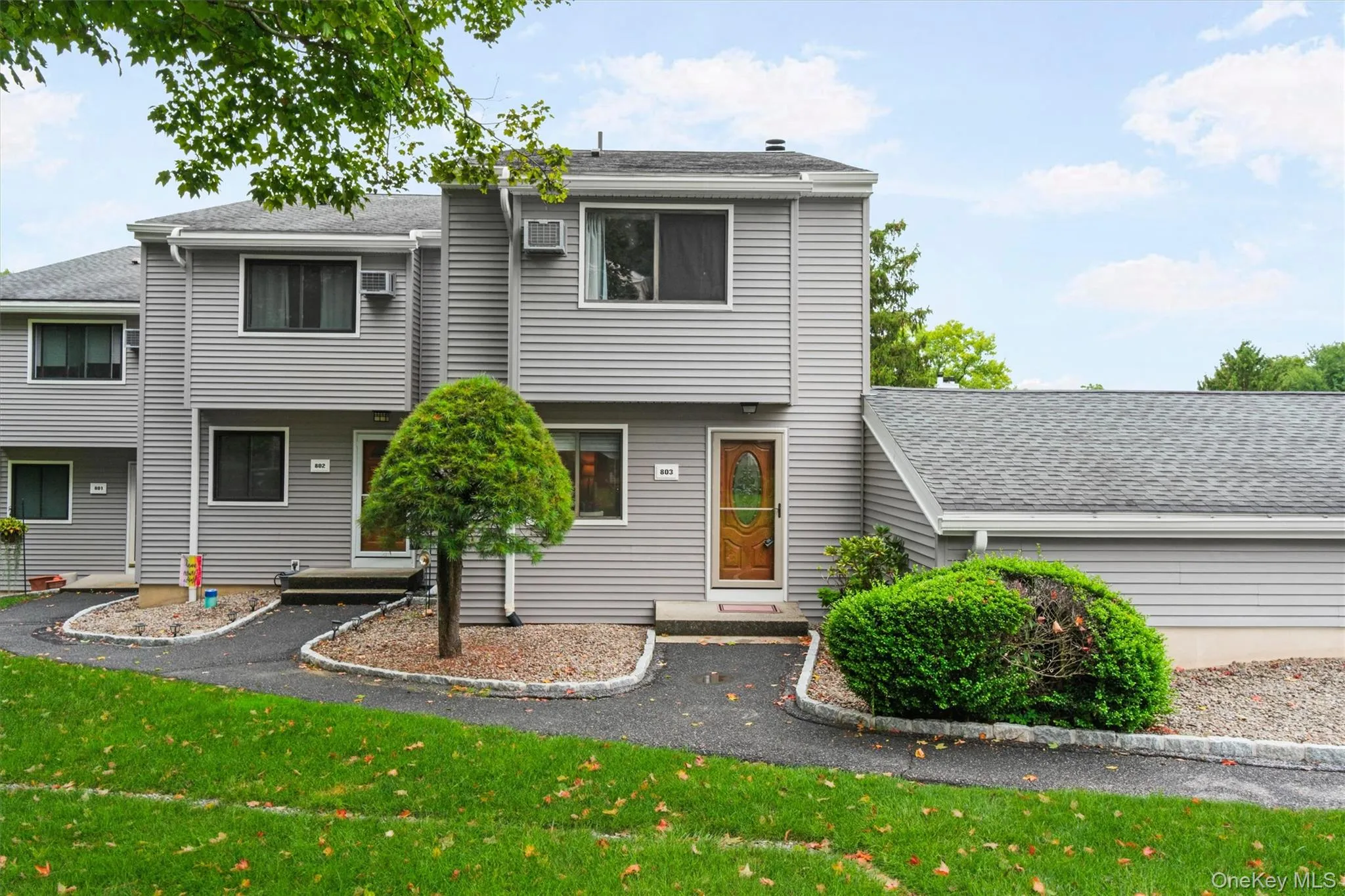 Conveniently located for easy access Conveniently located for easy access