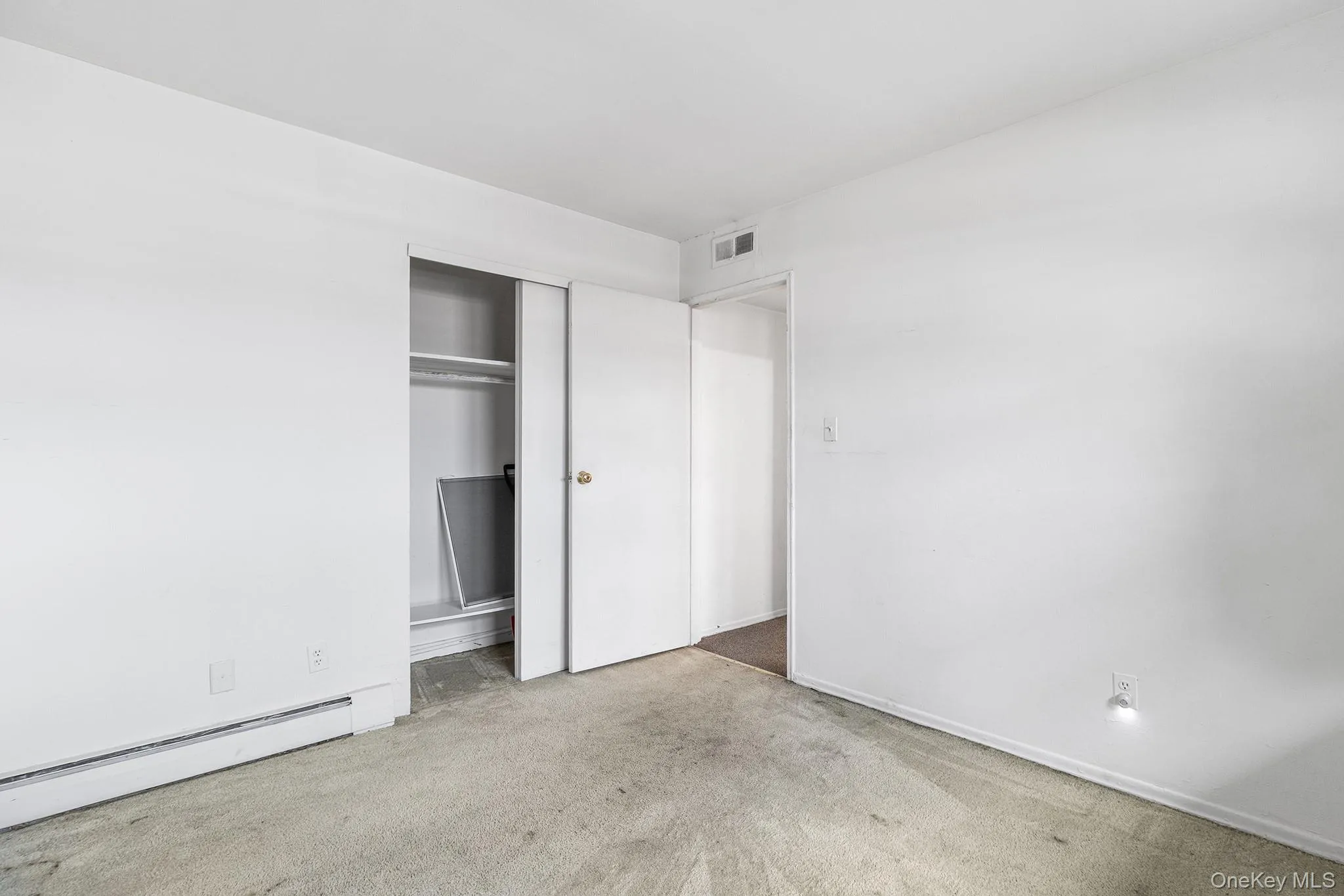 490 Main Street, Oyster Bay, NY, 1 Bedroom Bedrooms, 4 Rooms Rooms,1 BathroomBathrooms,Residential,For Rent,Main,0,1036320 490 Main Street, Oyster Bay, NY, 1 Bedroom Bedrooms, 4 Rooms Rooms,1 BathroomBathrooms,Residential,For Rent,Main,0,1036320
