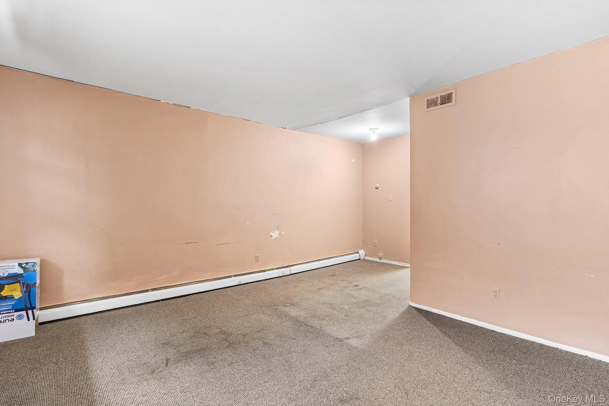 490 Main Street, Oyster Bay, NY, 1 Bedroom Bedrooms, 4 Rooms Rooms,1 BathroomBathrooms,Residential,For Rent,Main,0,1036320 490 Main Street, Oyster Bay, NY, 1 Bedroom Bedrooms, 4 Rooms Rooms,1 BathroomBathrooms,Residential,For Rent,Main,0,1036320