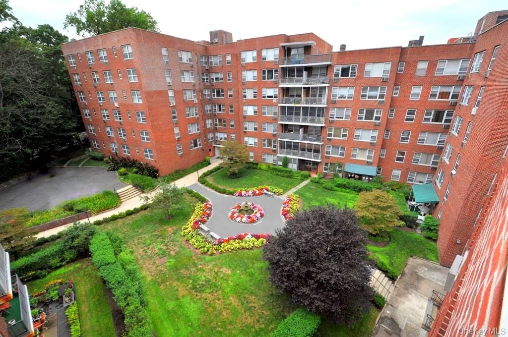 Garth Manor is a doorman building with an elegant lobby, manicured courtyard, laundry on every floor and is made up of three buildings (Andover, Bristol and Cambridge). Garth Manor has new elevators, renovated lobby and public area including the center courtyard. Many of the apartments even have their own patio or balcony. Garth Manor is a doorman building with an elegant lobby, manicured courtyard, laundry on every floor and is made up of three buildings (Andover, Bristol and Cambridge). Garth Manor has new elevators, renovated lobby and public area including the center courtyard. Many of the apartments even have their own patio or balcony.