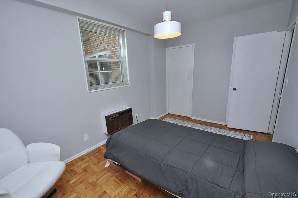 Corner Second Bedroom has a walk-in closet, parquet floors and can be used as a home office, den or guest room. The bedroom is approx 13'-1" x 8'-10". Corner Second Bedroom has a walk-in closet, parquet floors and can be used as a home office, den or guest room. The bedroom is approx 13'-1" x 8'-10".