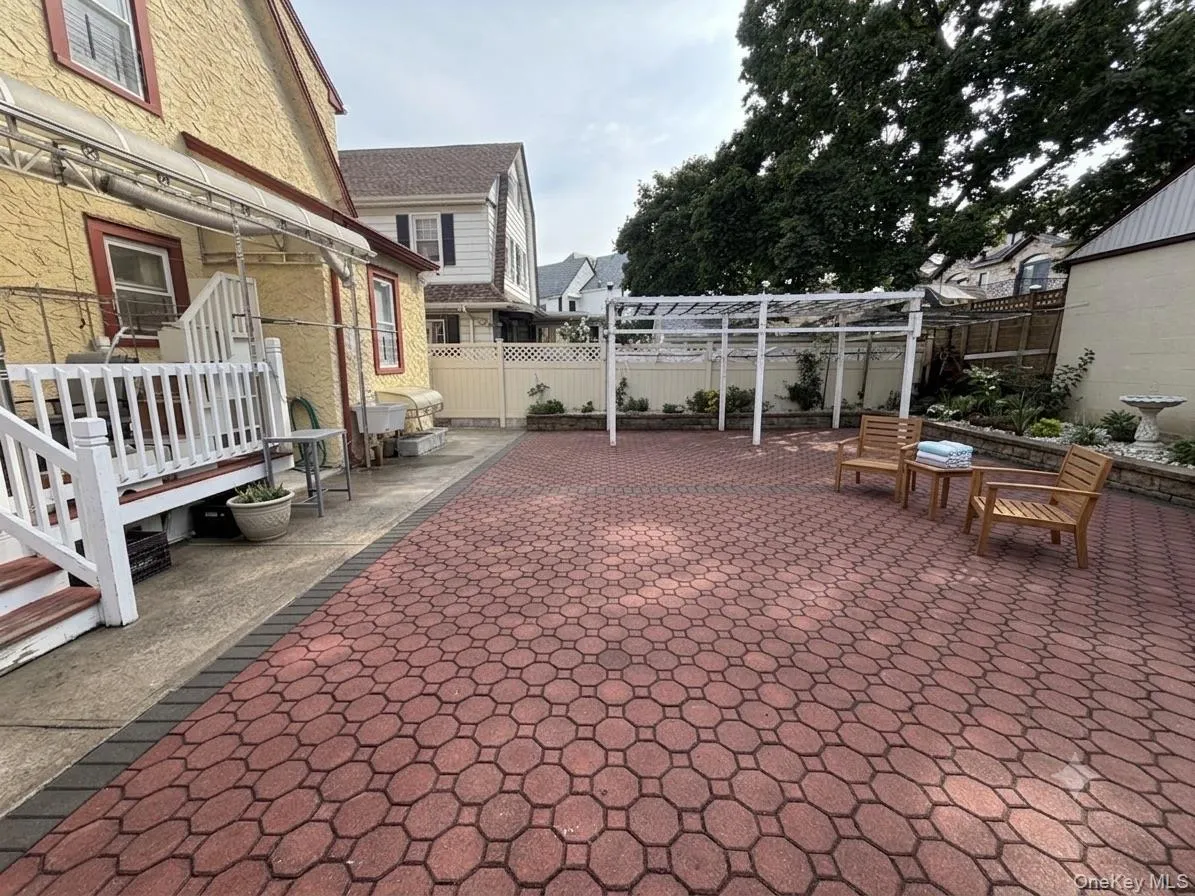 15744 Quince Avenue, New York, NY, 5 Bedrooms Bedrooms, 9 Rooms Rooms,4 BathroomsBathrooms,Residential,For Rent,Quince,0,1036324 15744 Quince Avenue, New York, NY, 5 Bedrooms Bedrooms, 9 Rooms Rooms,4 BathroomsBathrooms,Residential,For Rent,Quince,0,1036324