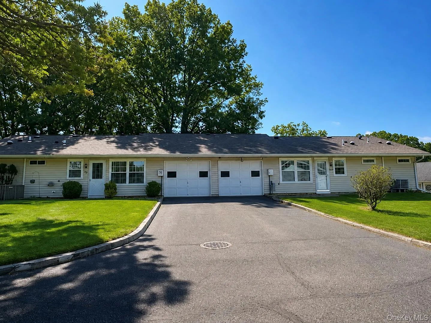 344 Woodbridge Drive, Brookhaven, NY, 2 Bedrooms Bedrooms, 5 Rooms Rooms,2 BathroomsBathrooms,Residential,For Rent,Woodbridge,0,1036326 344 Woodbridge Drive, Brookhaven, NY, 2 Bedrooms Bedrooms, 5 Rooms Rooms,2 BathroomsBathrooms,Residential,For Rent,Woodbridge,0,1036326