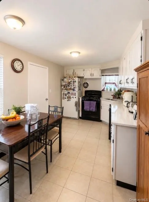 42 Saint Marys Avenue, New York, NY, 3 Bedrooms Bedrooms, 7 Rooms Rooms,2 BathroomsBathrooms,Residential,For Rent,Saint Marys,0,1036329 42 Saint Marys Avenue, New York, NY, 3 Bedrooms Bedrooms, 7 Rooms Rooms,2 BathroomsBathrooms,Residential,For Rent,Saint Marys,0,1036329