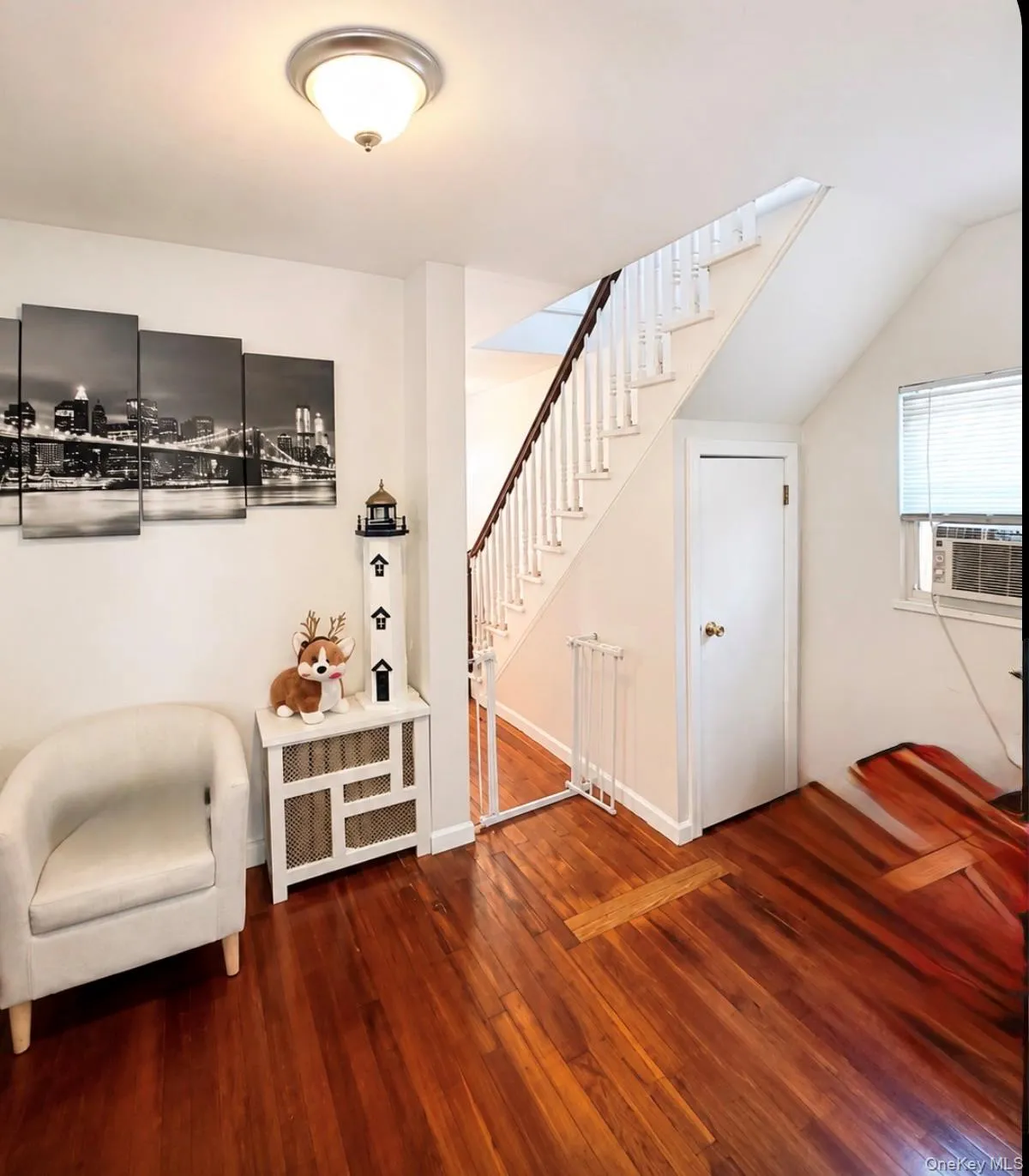 42 Saint Marys Avenue, New York, NY, 3 Bedrooms Bedrooms, 7 Rooms Rooms,2 BathroomsBathrooms,Residential,For Rent,Saint Marys,0,1036329 42 Saint Marys Avenue, New York, NY, 3 Bedrooms Bedrooms, 7 Rooms Rooms,2 BathroomsBathrooms,Residential,For Rent,Saint Marys,0,1036329