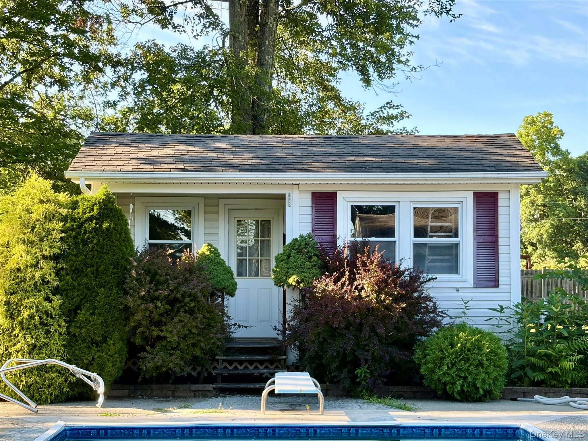Pool House/Shed or Play House Pool House/Shed or Play House