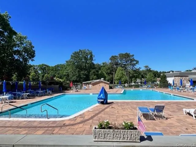 89 Enfield Court, Brookhaven, NY, 2 Bedrooms Bedrooms, 6 Rooms Rooms,2 BathroomsBathrooms,Residential,For Rent,Enfield,0,1036336 89 Enfield Court, Brookhaven, NY, 2 Bedrooms Bedrooms, 6 Rooms Rooms,2 BathroomsBathrooms,Residential,For Rent,Enfield,0,1036336