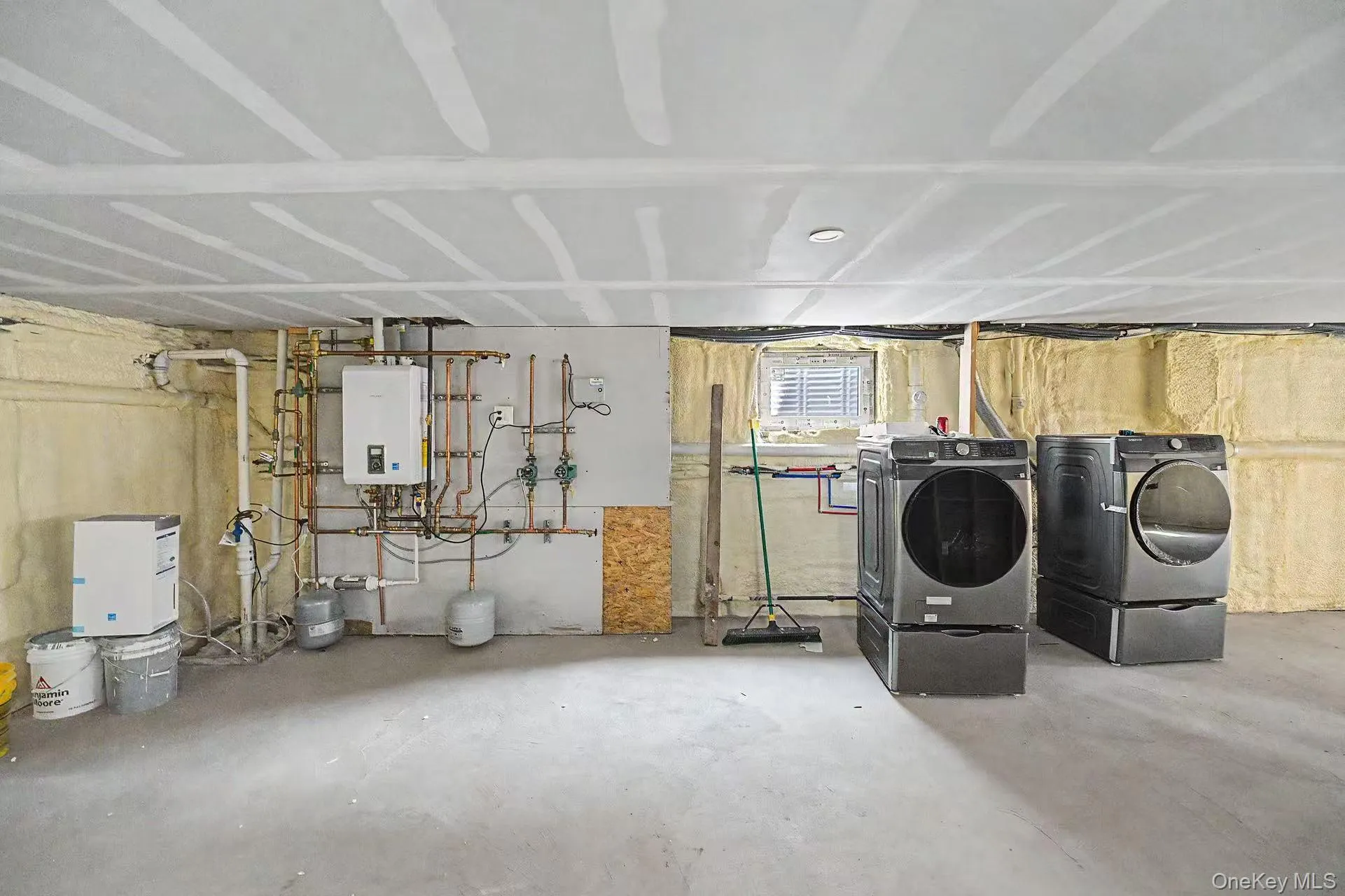 16 Violet Avenue, Oyster Bay, NY, 5 Bedrooms Bedrooms, 10 Rooms Rooms,5 BathroomsBathrooms,Residential,For Rent,Violet,0,1036341 16 Violet Avenue, Oyster Bay, NY, 5 Bedrooms Bedrooms, 10 Rooms Rooms,5 BathroomsBathrooms,Residential,For Rent,Violet,0,1036341
