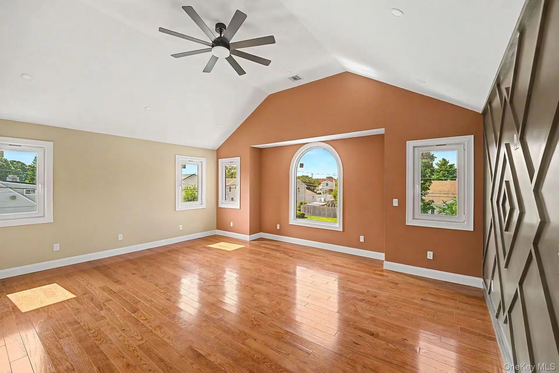 16 Violet Avenue, Oyster Bay, NY, 5 Bedrooms Bedrooms, 10 Rooms Rooms,5 BathroomsBathrooms,Residential,For Rent,Violet,0,1036341 16 Violet Avenue, Oyster Bay, NY, 5 Bedrooms Bedrooms, 10 Rooms Rooms,5 BathroomsBathrooms,Residential,For Rent,Violet,0,1036341