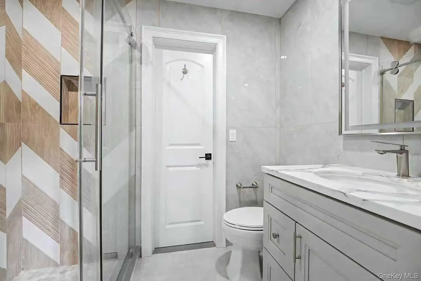16 Violet Avenue, Oyster Bay, NY, 5 Bedrooms Bedrooms, 10 Rooms Rooms,5 BathroomsBathrooms,Residential,For Rent,Violet,0,1036341 16 Violet Avenue, Oyster Bay, NY, 5 Bedrooms Bedrooms, 10 Rooms Rooms,5 BathroomsBathrooms,Residential,For Rent,Violet,0,1036341