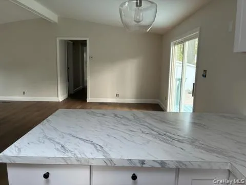 1661 Old Country Road Road, Riverhead, NY, 2 Bedrooms Bedrooms, 5 Rooms Rooms,2 BathroomsBathrooms,Residential,For Rent,Old Country Road,0,1036345 1661 Old Country Road Road, Riverhead, NY, 2 Bedrooms Bedrooms, 5 Rooms Rooms,2 BathroomsBathrooms,Residential,For Rent,Old Country Road,0,1036345