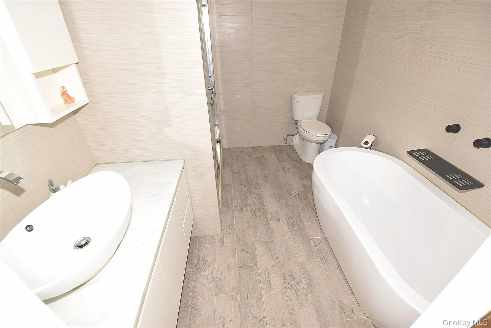 12-27 Diane Place, New York, NY, 2 Bedrooms Bedrooms, 5 Rooms Rooms,2 BathroomsBathrooms,Residential,For Rent,Diane,0,1036346 12-27 Diane Place, New York, NY, 2 Bedrooms Bedrooms, 5 Rooms Rooms,2 BathroomsBathrooms,Residential,For Rent,Diane,0,1036346