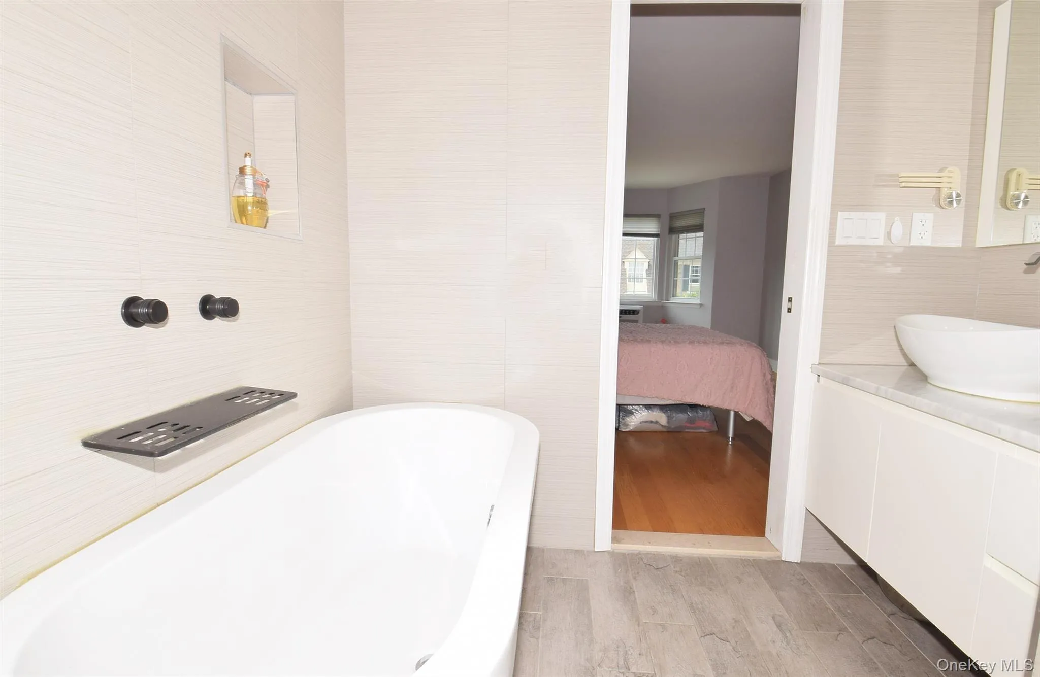 12-27 Diane Place, New York, NY, 2 Bedrooms Bedrooms, 5 Rooms Rooms,2 BathroomsBathrooms,Residential,For Rent,Diane,0,1036346 12-27 Diane Place, New York, NY, 2 Bedrooms Bedrooms, 5 Rooms Rooms,2 BathroomsBathrooms,Residential,For Rent,Diane,0,1036346