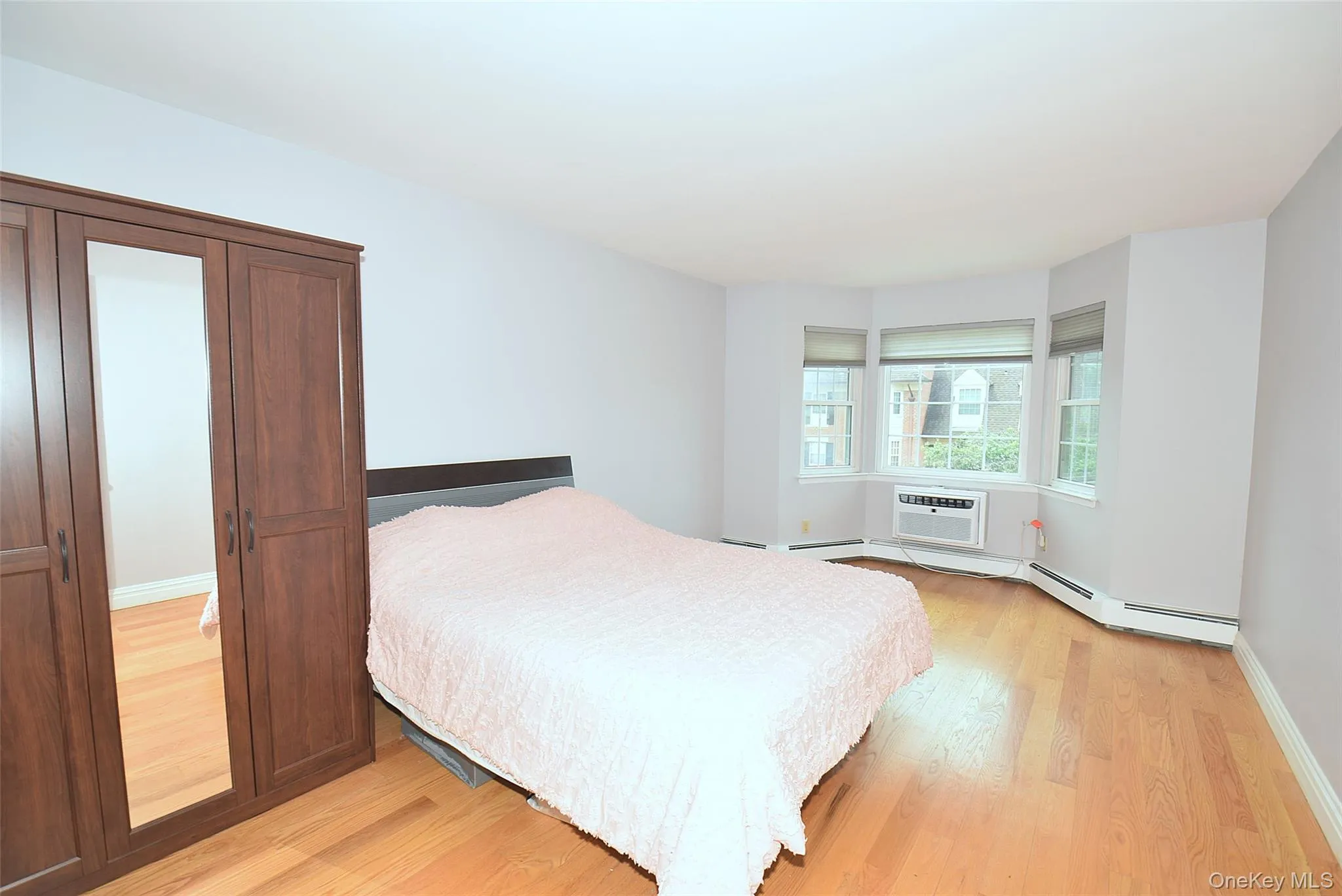 12-27 Diane Place, New York, NY, 2 Bedrooms Bedrooms, 5 Rooms Rooms,2 BathroomsBathrooms,Residential,For Rent,Diane,0,1036346 12-27 Diane Place, New York, NY, 2 Bedrooms Bedrooms, 5 Rooms Rooms,2 BathroomsBathrooms,Residential,For Rent,Diane,0,1036346